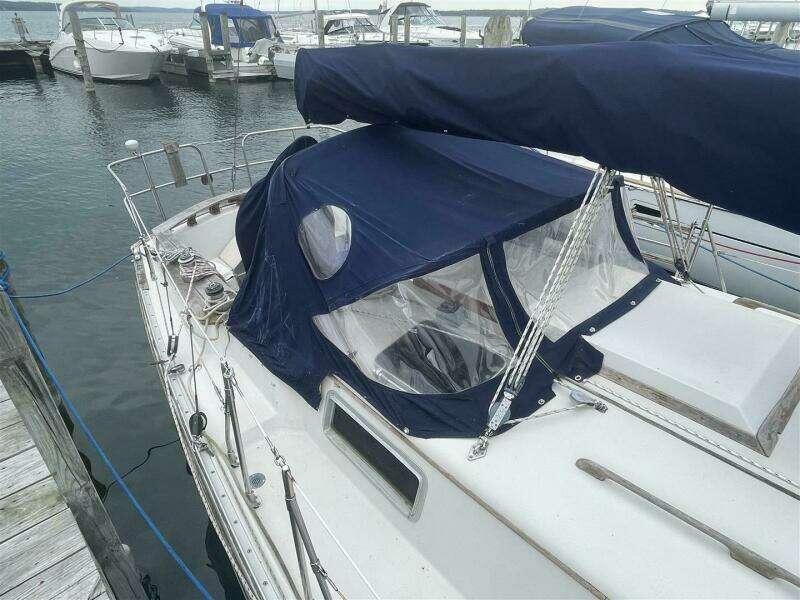 1989 Bayfield 36 Cutter