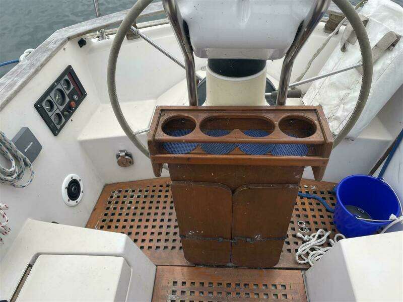 1989 Bayfield 36 Cutter