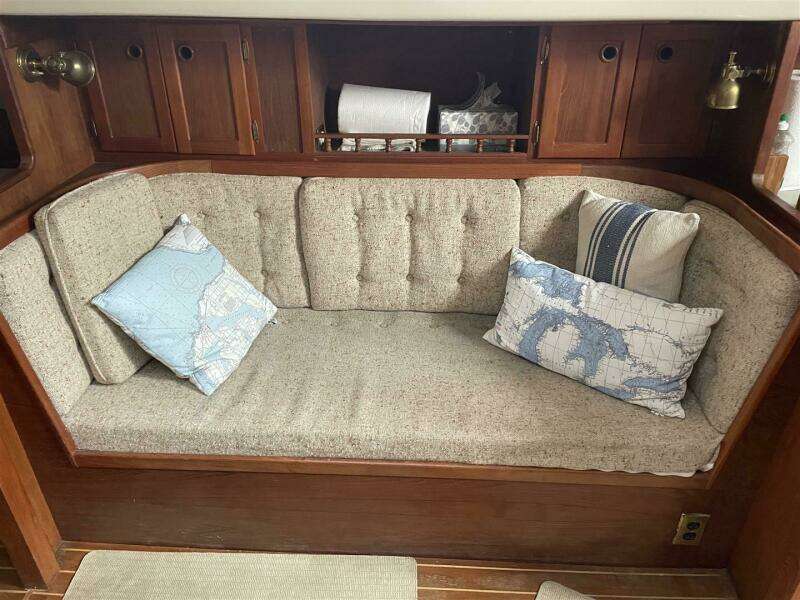 1989 Bayfield 36 Cutter