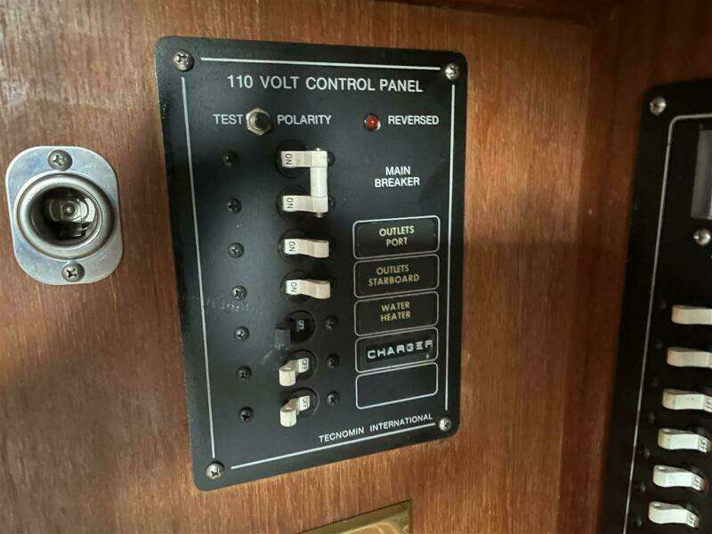 1989 Bayfield 36 Cutter