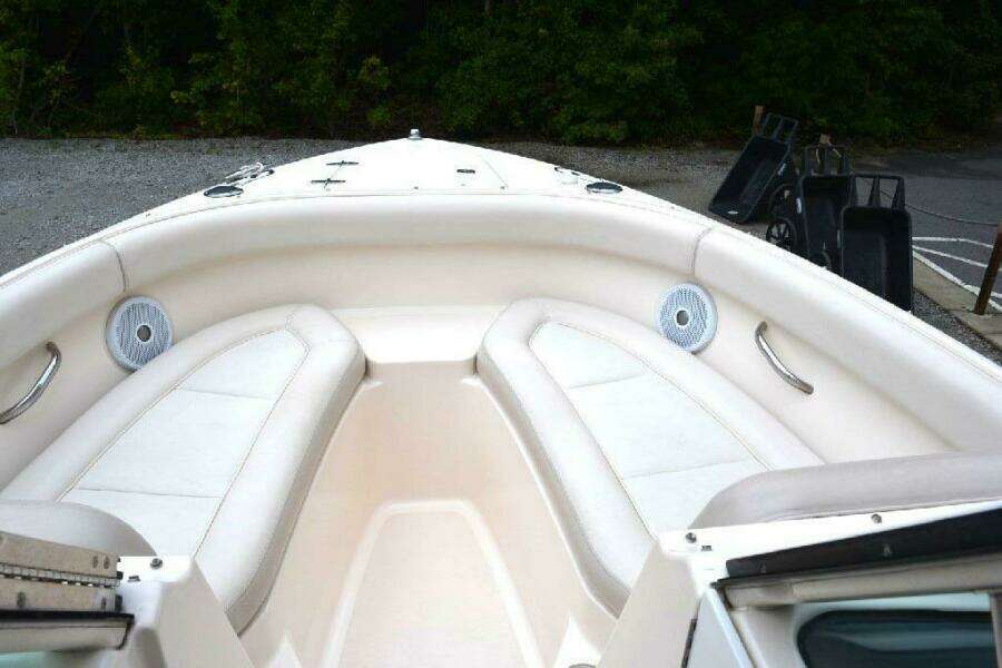 2011 Pursuit DC 265 Dual Console