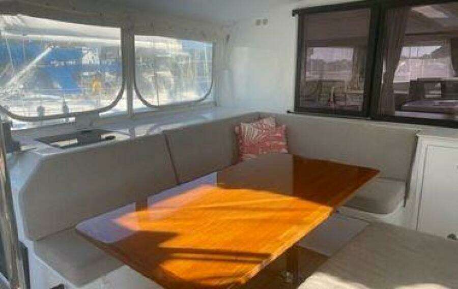 2020 Fountaine Pajot Saona 47