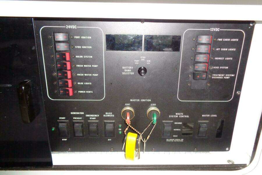 1991 Sea Ray 480 Sundancer