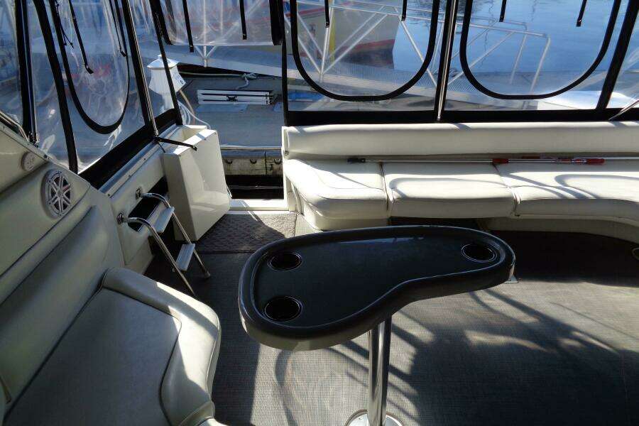 1991 Sea Ray 480 Sundancer