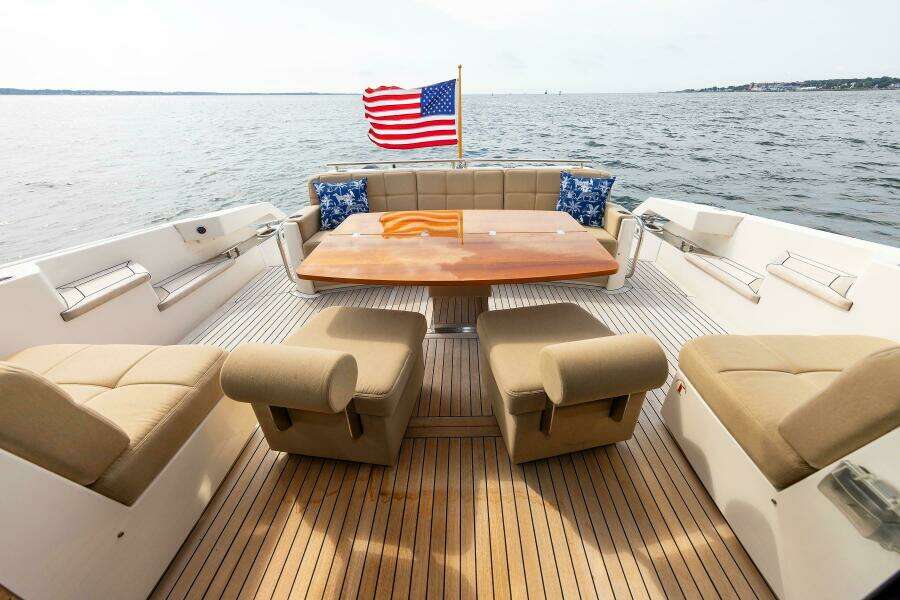2014 Tiara Yachts 5000 Express