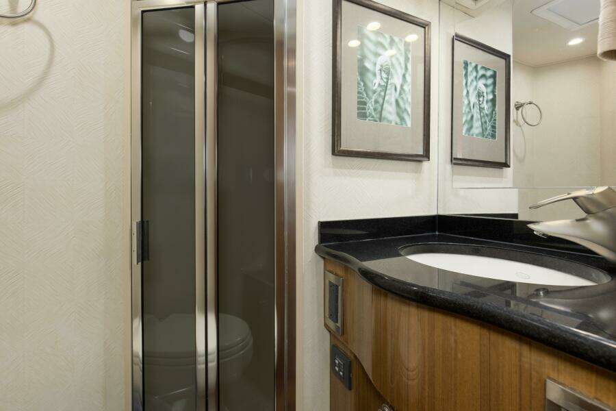 2007 64 Viking Enclosed Bridge Reel Blues Rear Starboard Stateroom Head