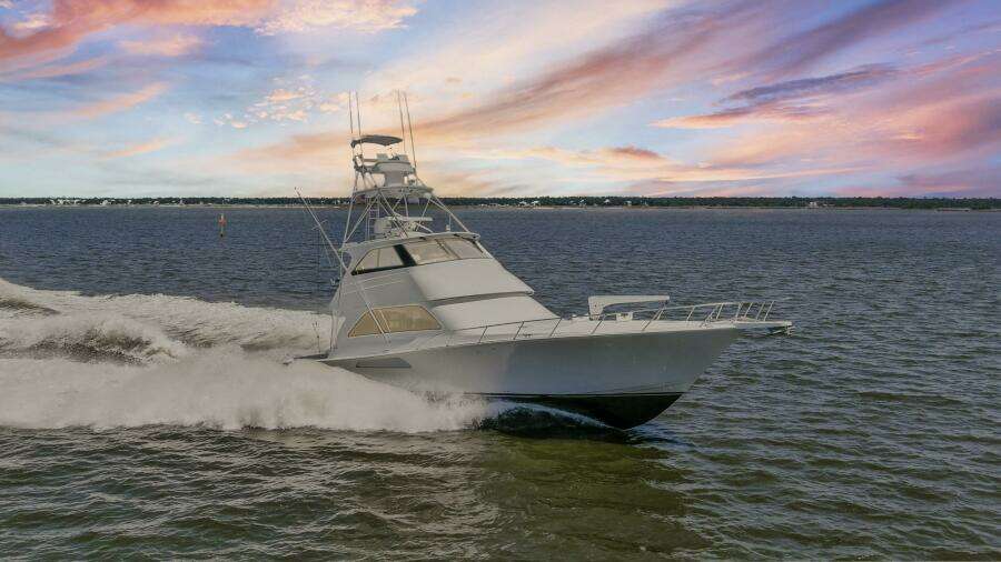 2007 64 Viking Enclosed Bridge Reel Blues Profile