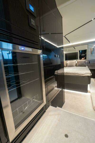 2026 Sunseeker 55 Predator