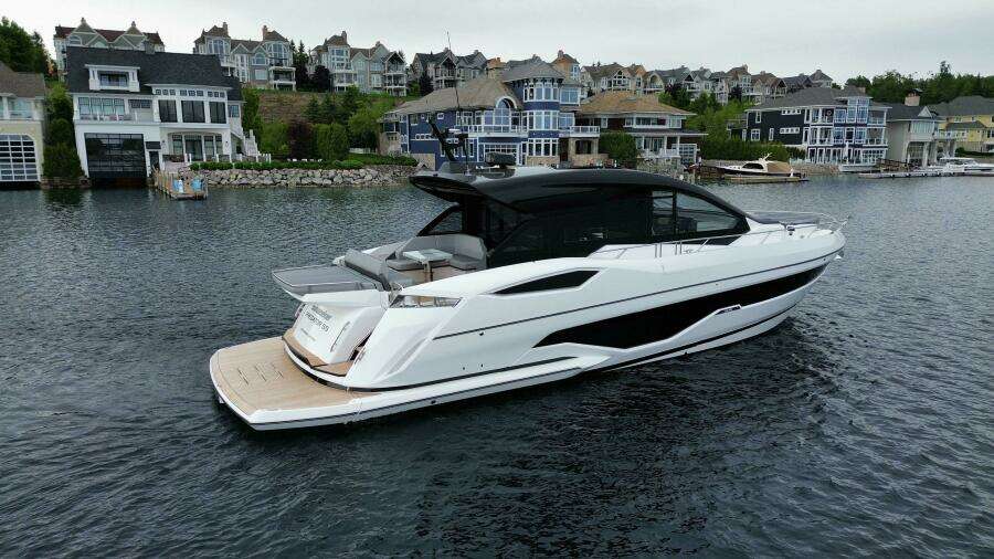 2026 Sunseeker 55 Predator