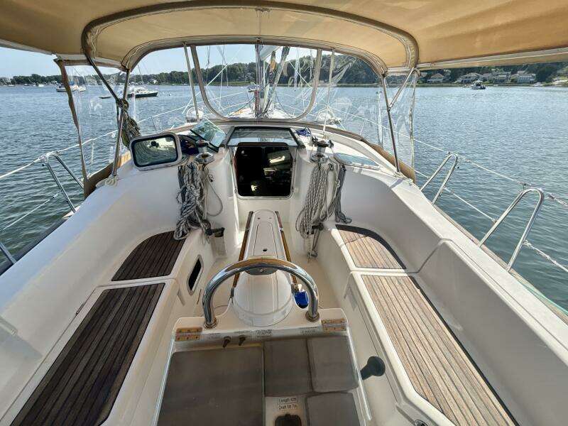 2004 Beneteau 423