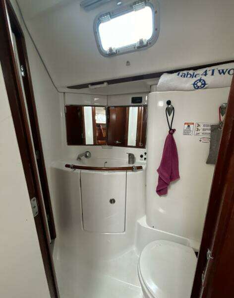 2004 Beneteau 423