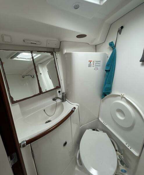 2004 Beneteau 423