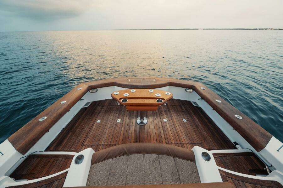 2016 F&S 40 Open Express