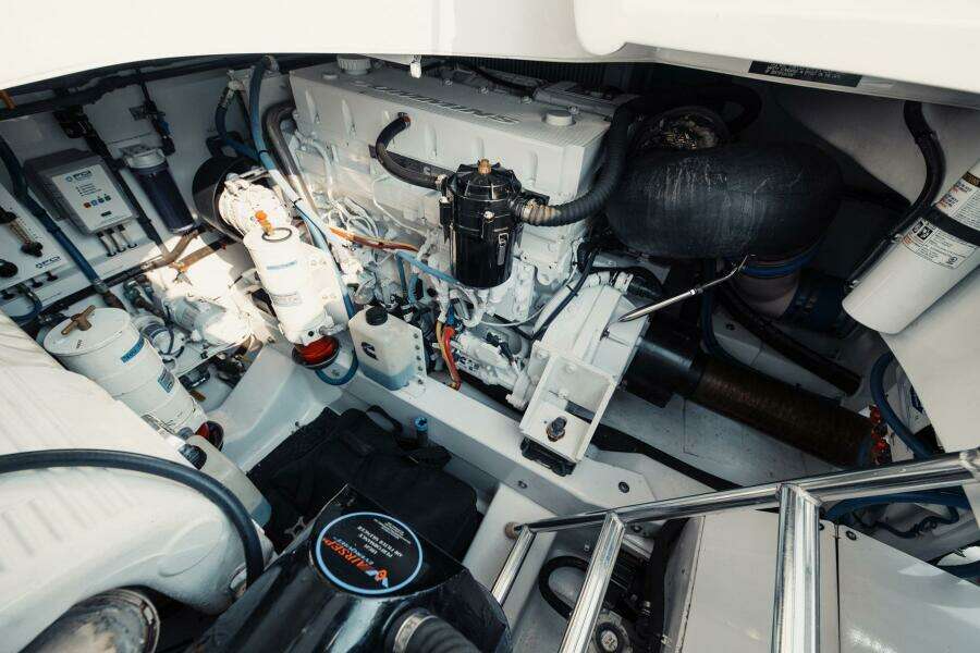 2016 F&S 40 Open Express