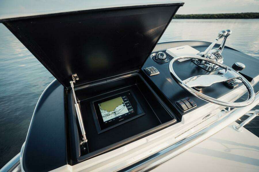 2016 F&S 40 Open Express