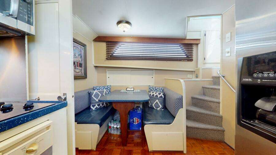 1974 Hatteras Motor Yacht