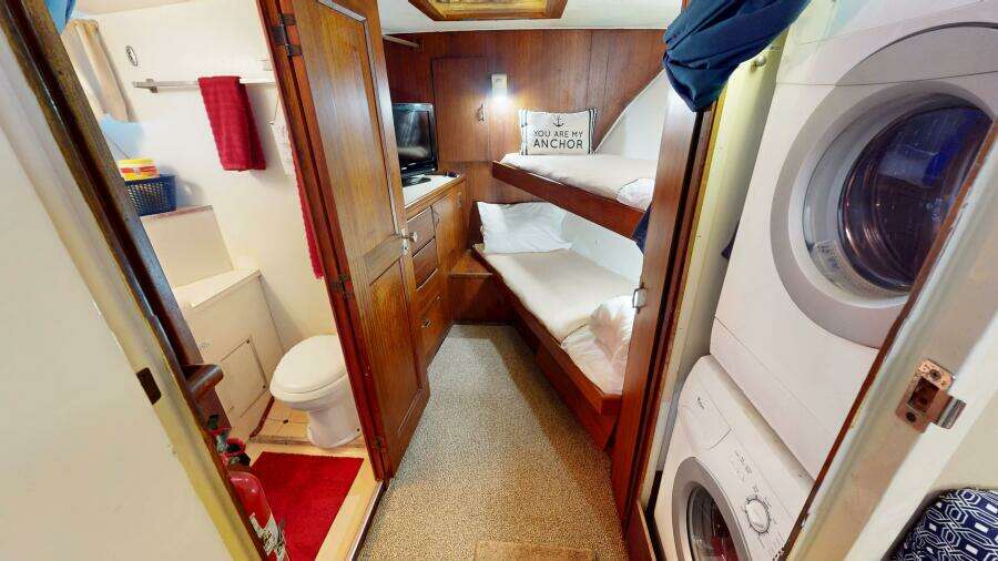 1974 Hatteras Motor Yacht