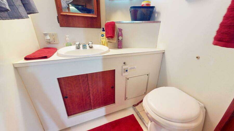 1974 Hatteras Motor Yacht