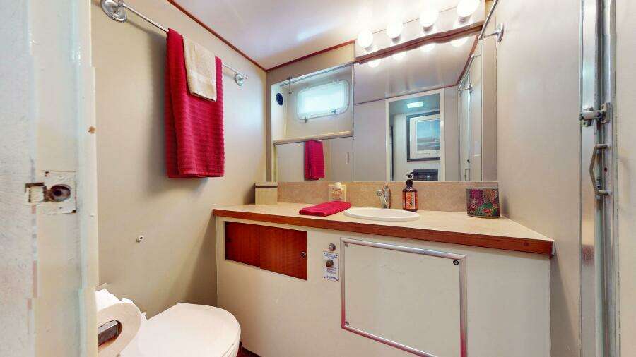 1974 Hatteras Motor Yacht