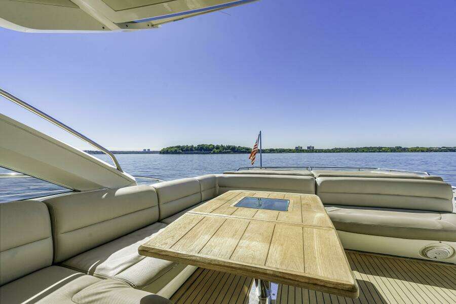 2014 Sunseeker Predator