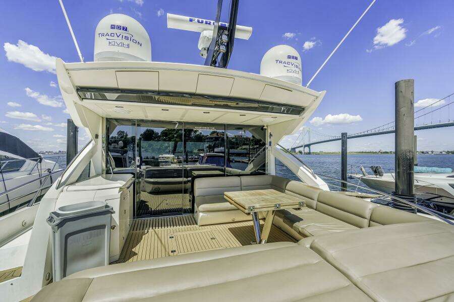 2014 Sunseeker Predator
