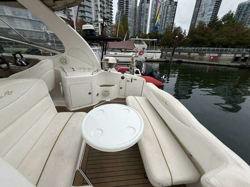 2002 Sea Ray 280 Sundancer