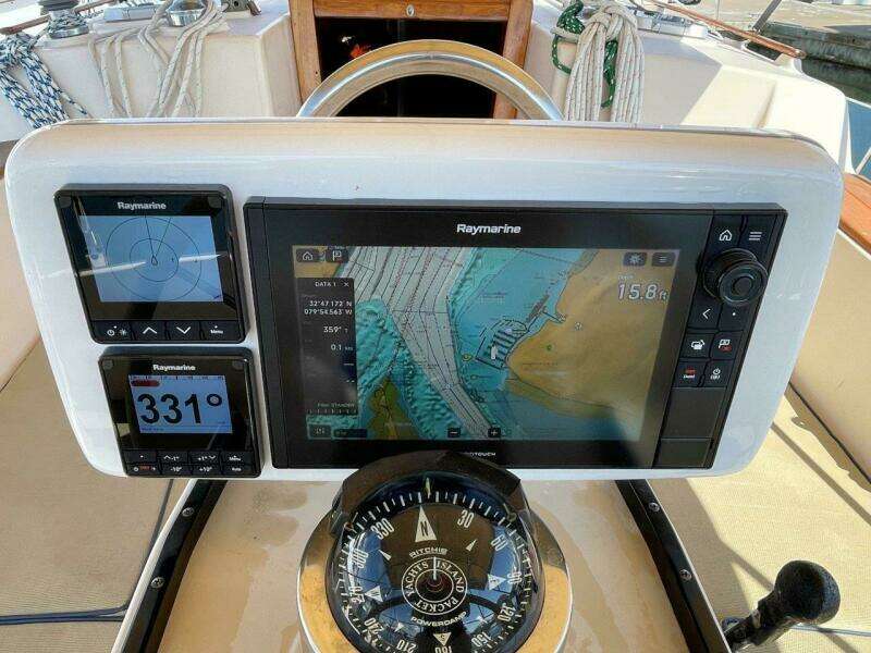 1995 Island Packet 40