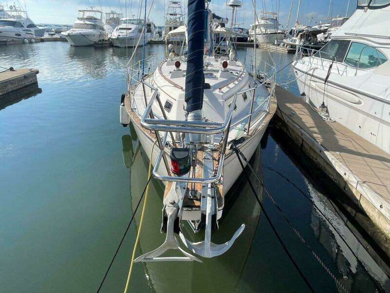 1995 Island Packet 40