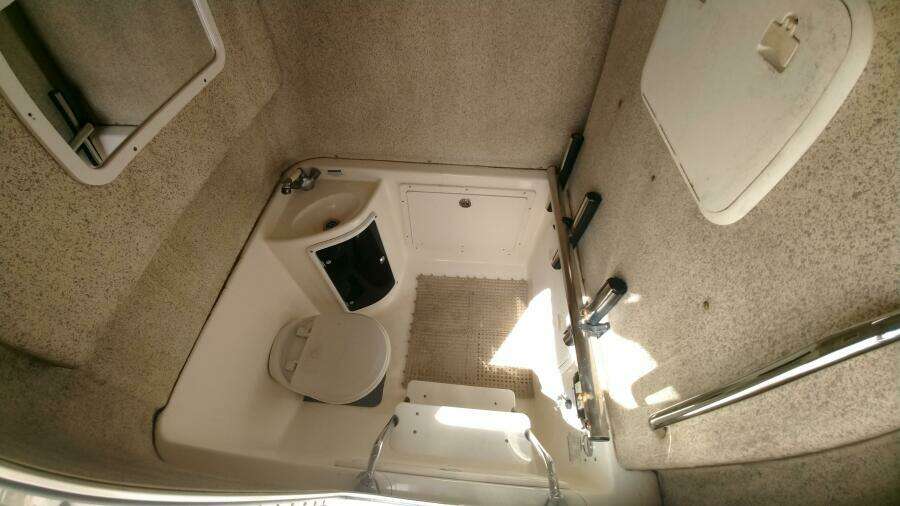 2006 Wellcraft 352 Sport