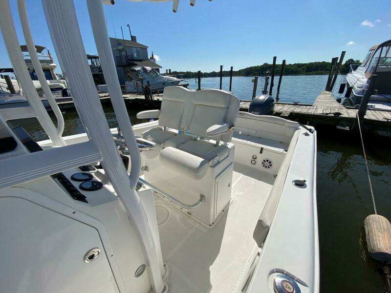 2015 Sea Hunt Ultra 234