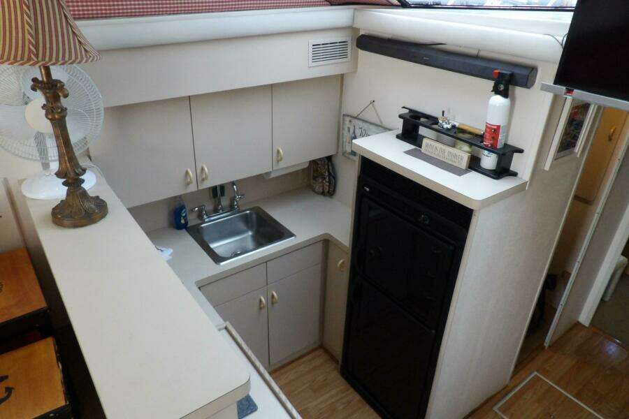 1991 Silverton 41 Convertible