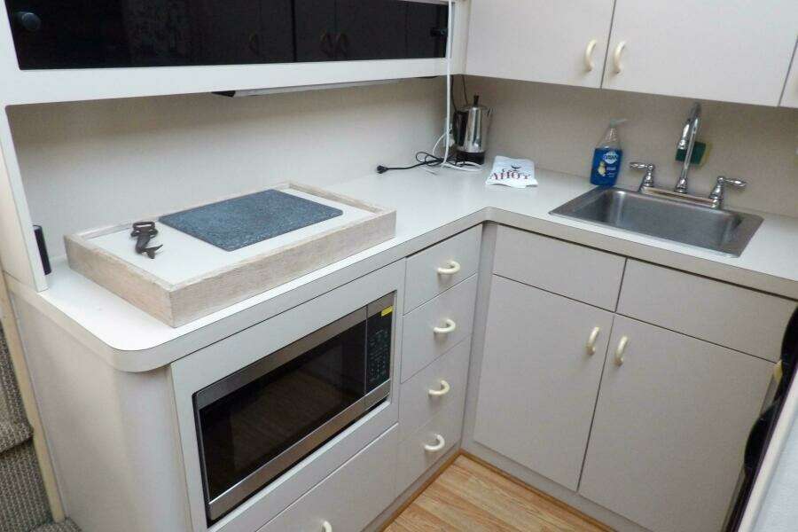 1991 Silverton 41 Convertible