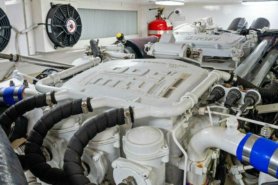 2006 Viking 61 Convertible KNOT ON CALL