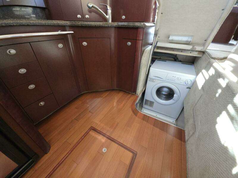 2007 Sea Ray 44 Sedan Bridge