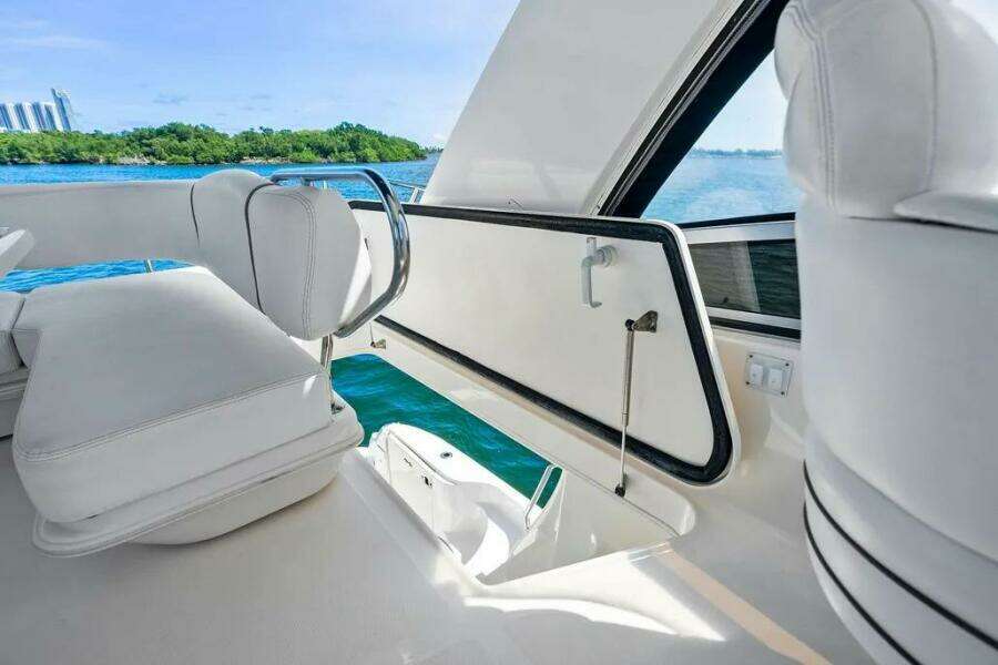 2007 Sea Ray 44 Sedan Bridge