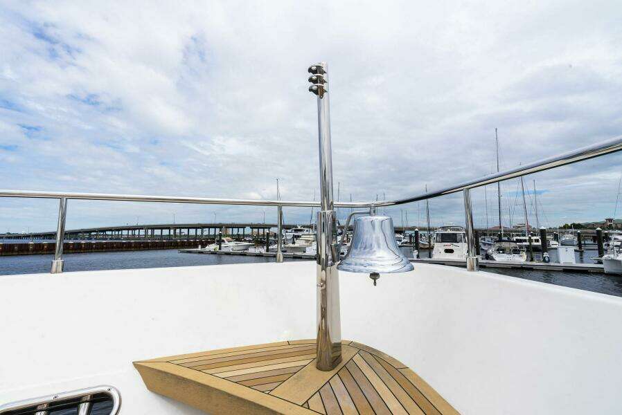 2004 Ferretti 94 Motor Yacht