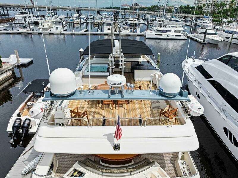 2004 Ferretti 94 Motor Yacht