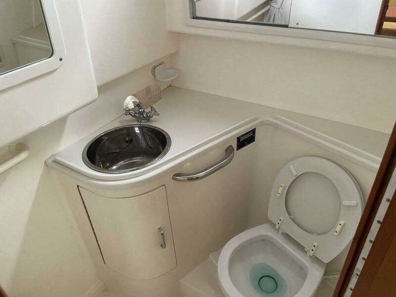 2002 Cabo 35 Express