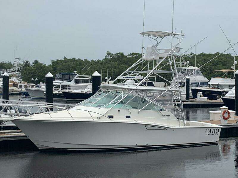 2002 Cabo 35 Express