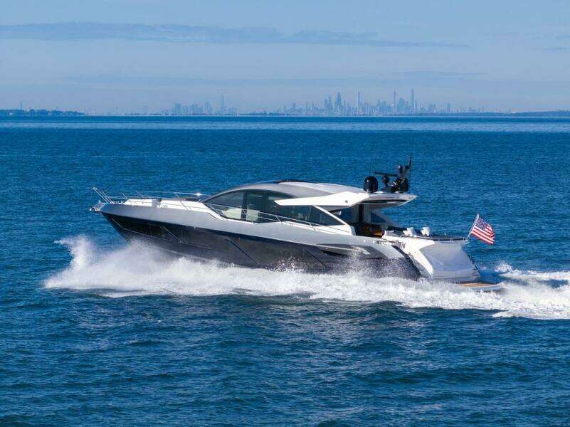2020 Sunseeker Predator