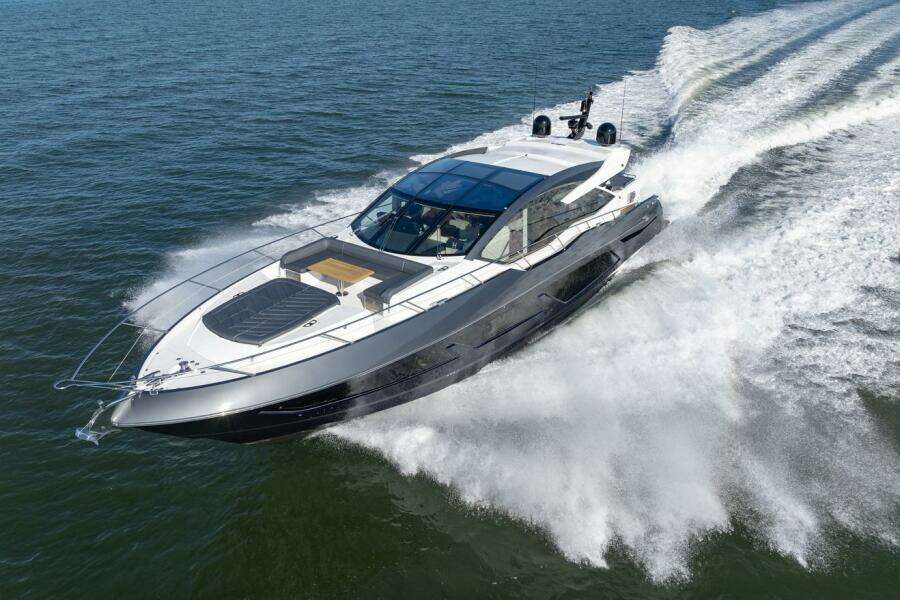 2020 Sunseeker Predator