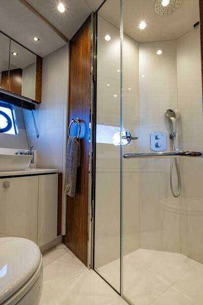 2020 Sunseeker Predator