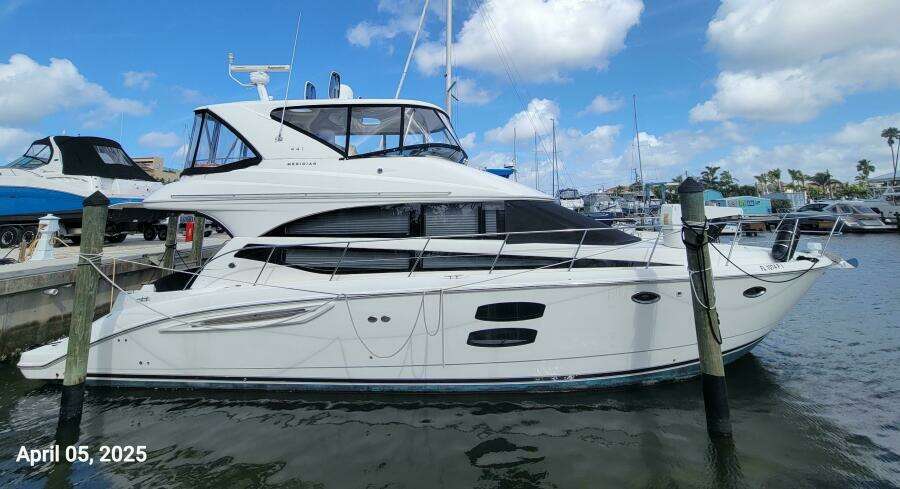 2011 Meridian 441 Sedan