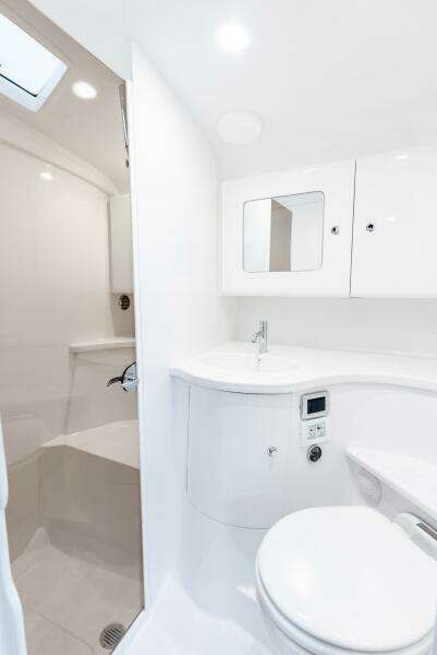 2025 Intrepid 41 Valor