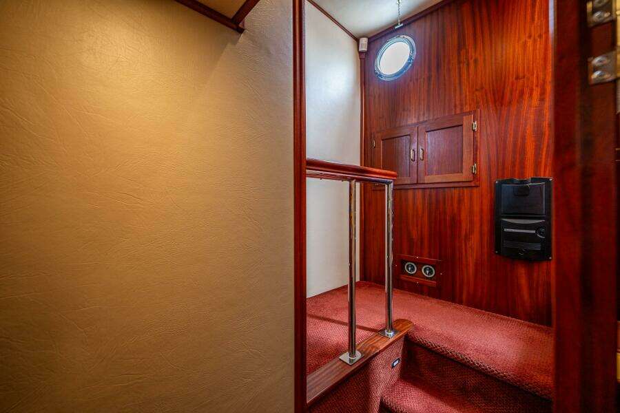 2007 American Tug 41