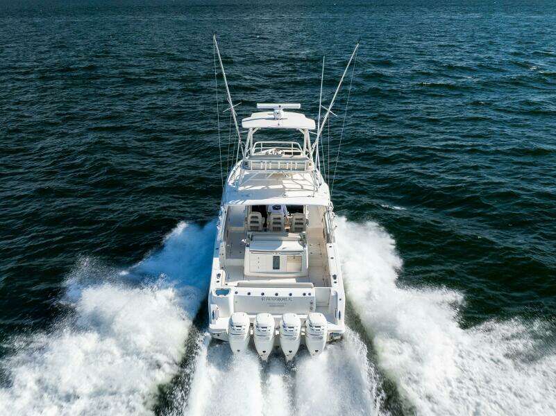 2021 Boston Whaler 420 Outrage