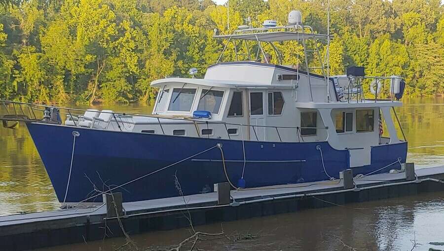 1981 Sea Ranger 45 Raised Pilot House
