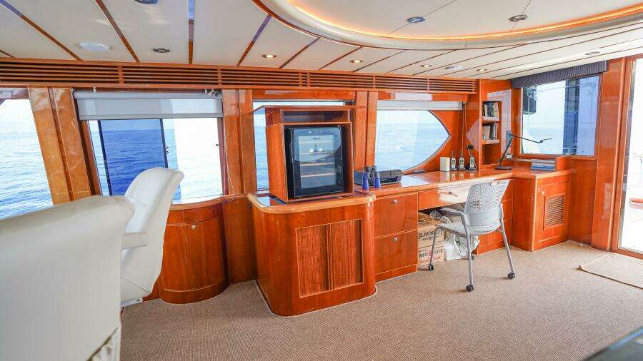 2001 Motor Yacht 82MY