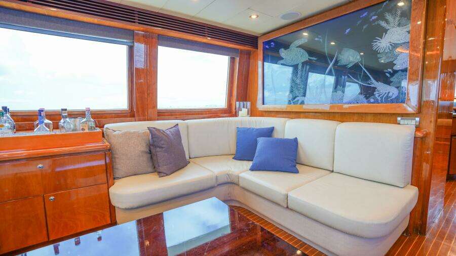 2001 Motor Yacht 82MY