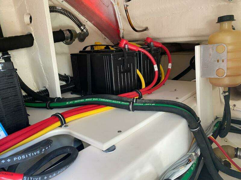 2019 Tiara Yachts 34LX